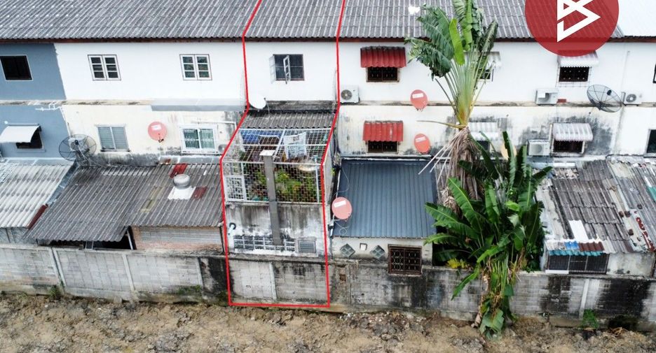 Reihenhaus zum Kauf mit 5 Zimmer in Nong Khaem, Bangkok