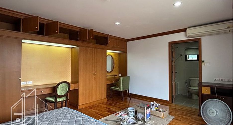 Apartment zur Miete mit 3 Zimmer in Khlong Toei, Bangkok