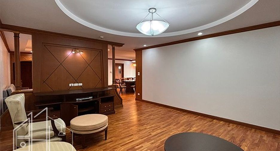 Apartment zur Miete mit 3 Zimmer in Khlong Toei, Bangkok