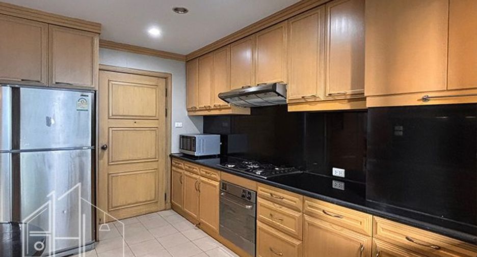 Apartment zur Miete mit 3 Zimmer in Khlong Toei, Bangkok