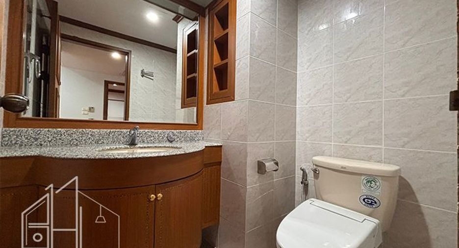 Apartment zur Miete mit 3 Zimmer in Khlong Toei, Bangkok