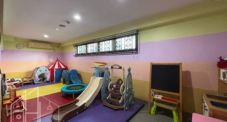 Apartment zur Miete mit 3 Zimmer in Khlong Toei, Bangkok