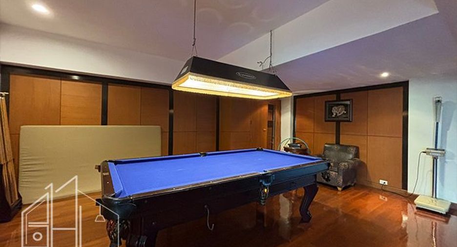 Apartment zur Miete mit 3 Zimmer in Khlong Toei, Bangkok