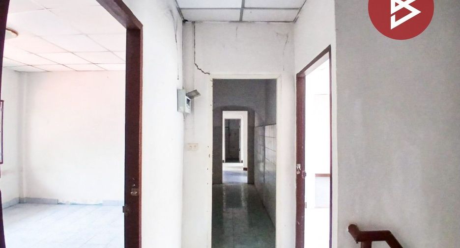 出售 2 卧室 联排别墅 在 Lat Lum Kaeo, Pathum Thani