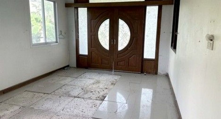 À vendre 1 chambre maison à Mueang Kalasin, Kalasin