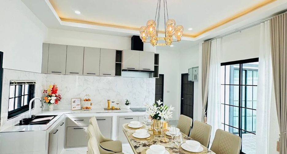 À vendre 3 chambres villa à East Pattaya, Pattaya