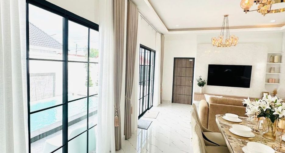 À vendre 3 chambres villa à East Pattaya, Pattaya
