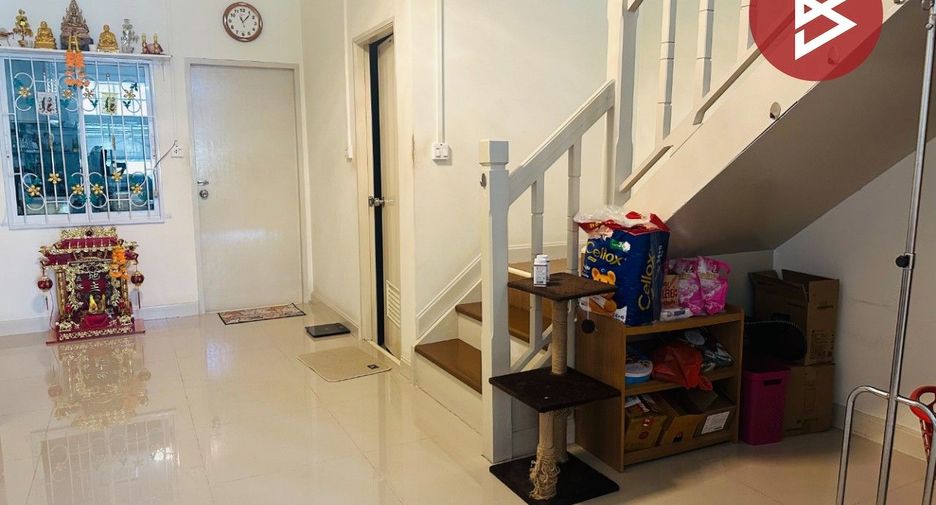 For sale 2 bedrooms townhouse in Bang Khun Thian, Bangkok