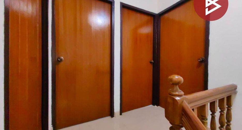 For sale 3 bedrooms townhouse in Bang Bon, Bangkok