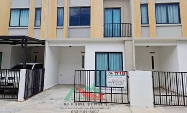 Casa adosada en venta de 2 habitaciones en Mueang Pathum Thani, Pathum Thani