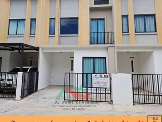 Casa adosada en venta de 2 habitaciones en Mueang Pathum Thani, Pathum Thani