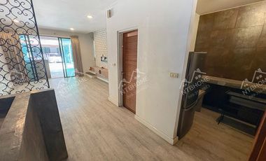 For sale 2 ベッドルーム townhouse in Mueang Nonthaburi, Nonthaburi