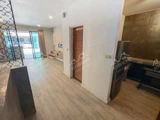Продажа 2 спальни таунхаус в Mueang Nonthaburi, Нонтабури