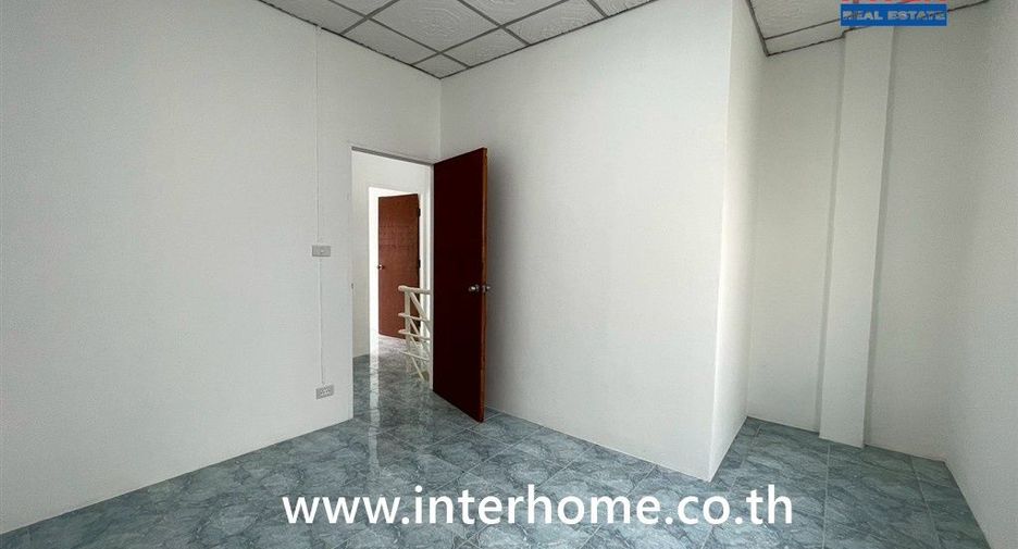 Reihenhaus zum Kauf mit 2 Zimmer in Mueang Samut Prakan, Samut Prakan