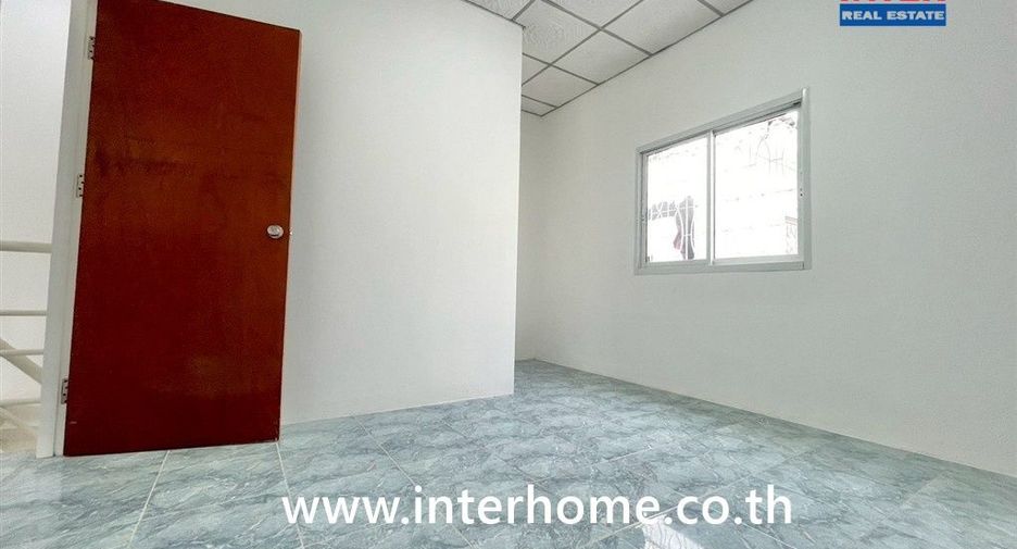 Reihenhaus zum Kauf mit 2 Zimmer in Mueang Samut Prakan, Samut Prakan
