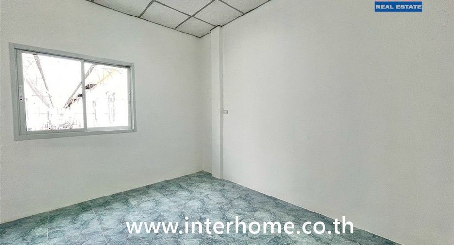 Reihenhaus zum Kauf mit 2 Zimmer in Mueang Samut Prakan, Samut Prakan