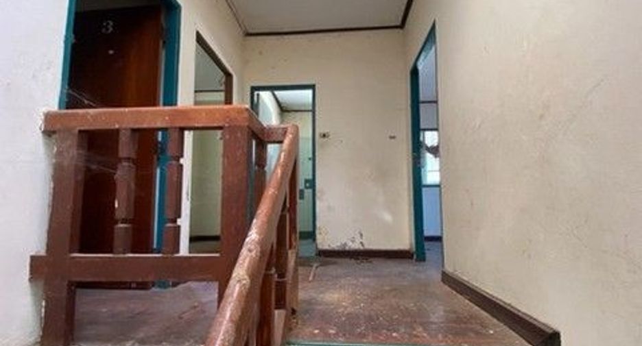 À vendre 1 chambre maison de ville à Mueang Kalasin, Kalasin