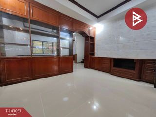 Продажа 4 спальни таунхаус в Bang Phli, Самутпракан