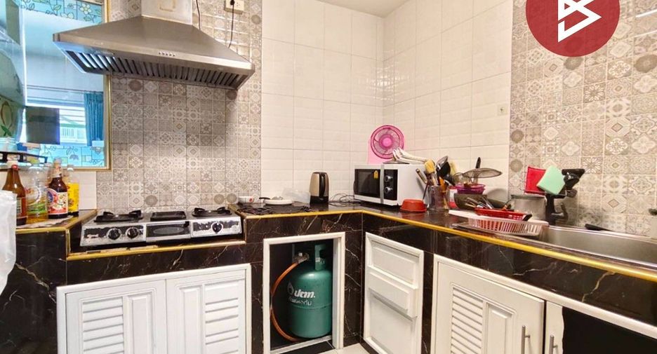For sale 3 bedrooms house in Bang Khun Thian, Bangkok