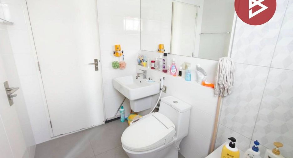 For sale 3 bedrooms house in Bang Khun Thian, Bangkok