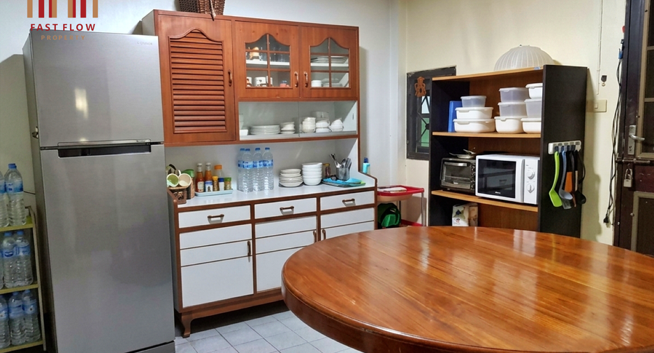 出售 3 卧室 独立屋 在 Khlong Sam Wa, 曼谷