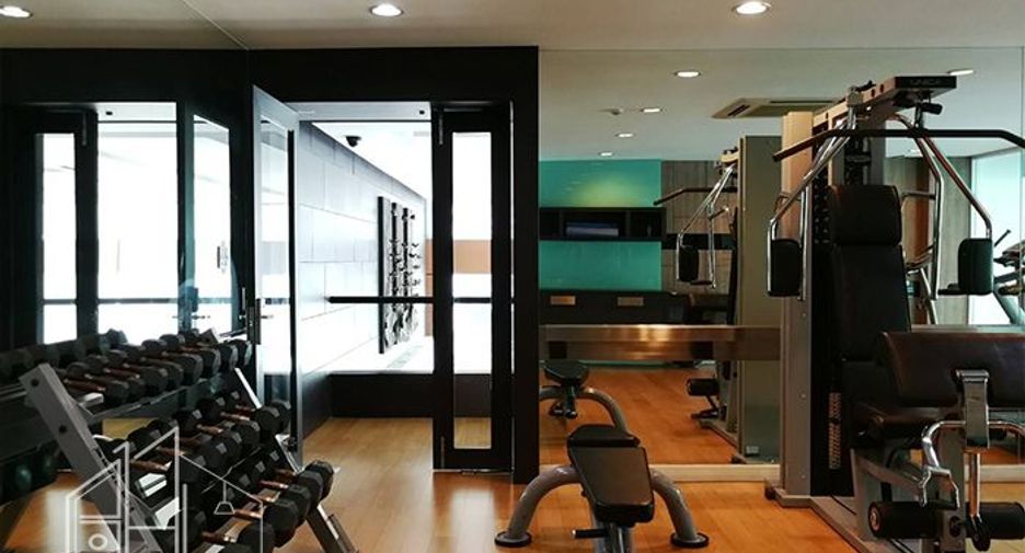 For rent 2 bedrooms condo in Watthana, Bangkok