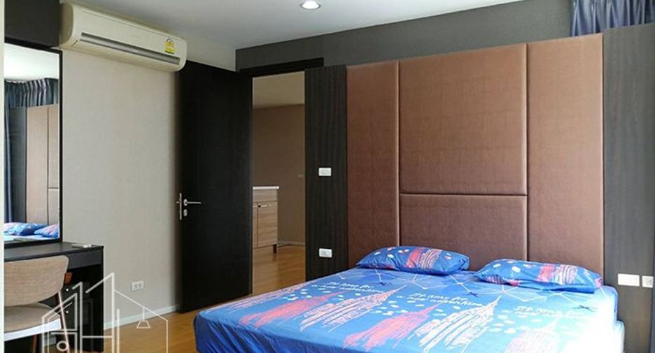 For rent 2 bedrooms condo in Watthana, Bangkok