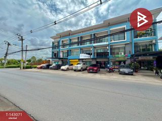 Local comercial en venta de 3 habitaciones en Lam Luk Ka, Pathum Thani
