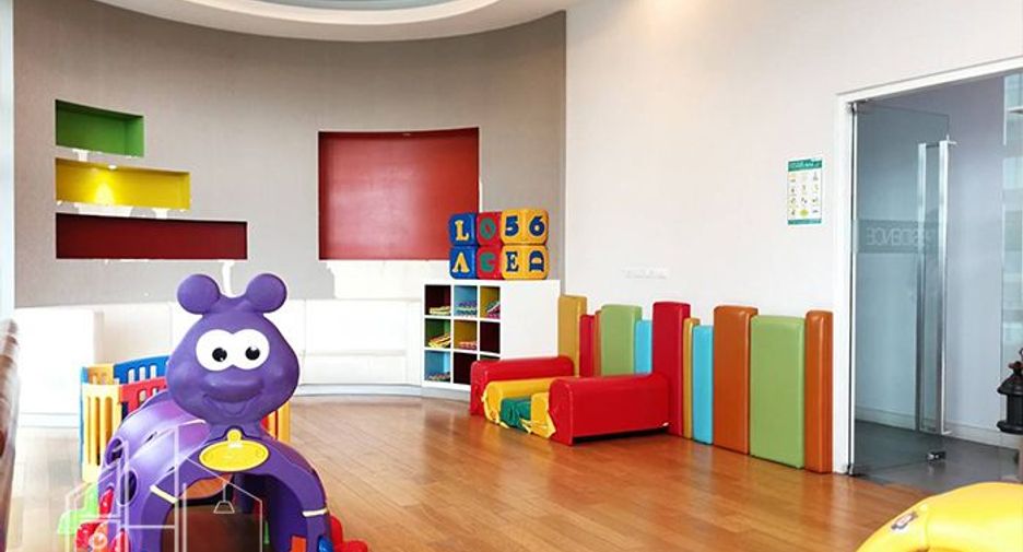 Wohnung zur Miete mit 3 Zimmer in Watthana, Bangkok