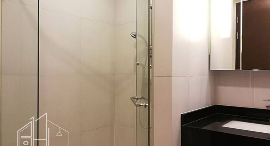 Wohnung zur Miete mit 3 Zimmer in Watthana, Bangkok