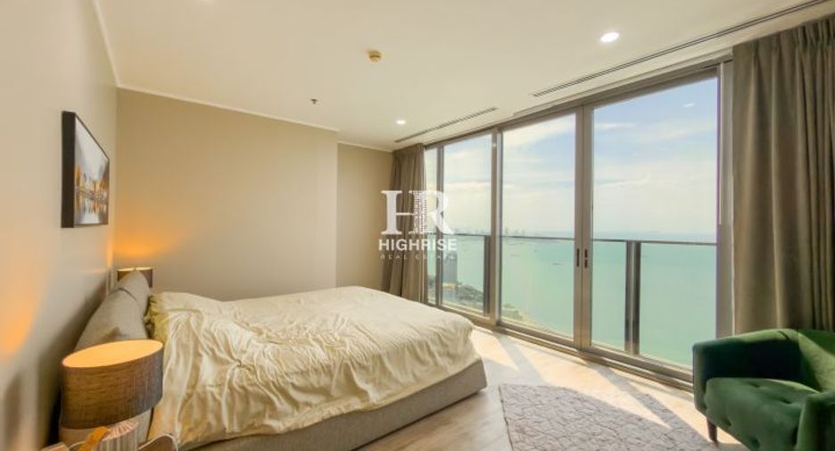 For rent 4 bedrooms condo in North Pattaya, Pattaya