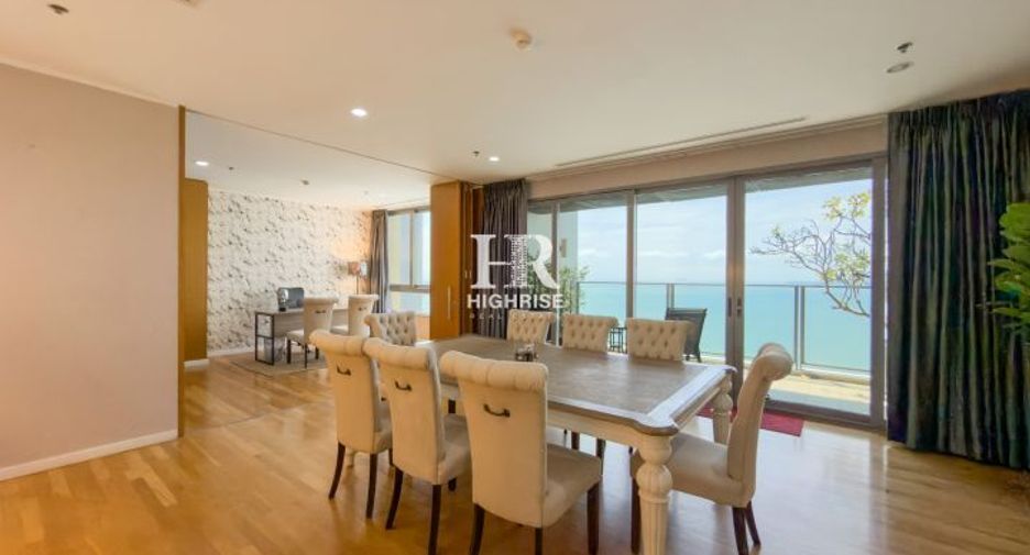 For rent 4 bedrooms condo in North Pattaya, Pattaya