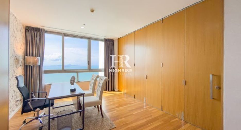 For rent 4 bedrooms condo in North Pattaya, Pattaya