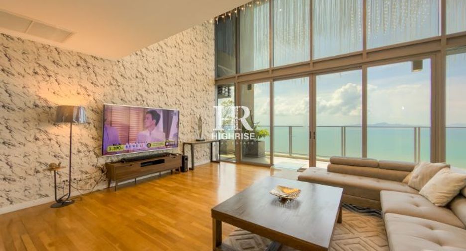 For rent 4 bedrooms condo in North Pattaya, Pattaya