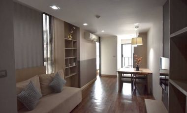 Condo en alquiler de 2 habitaciones en Khlong Toei, Bangkok