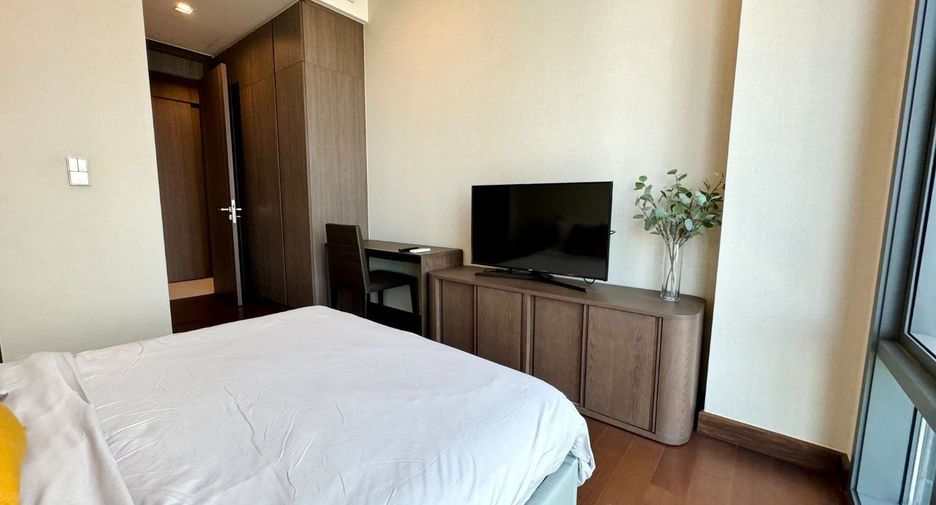 For rent and for sale 2 bedrooms condo in Khlong Toei, Bangkok