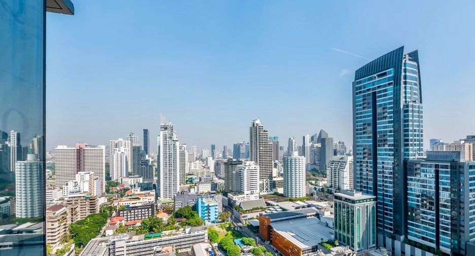 For rent and for sale 2 bedrooms condo in Khlong Toei, Bangkok