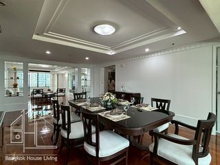 For rent 3 bedrooms condo in Watthana, Bangkok