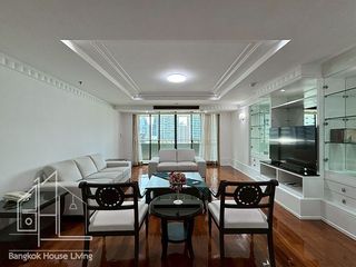 For rent 3 bedrooms condo in Watthana, Bangkok