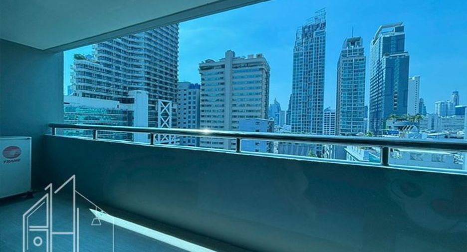 À louer 3 chambres condo à Watthana, Bangkok