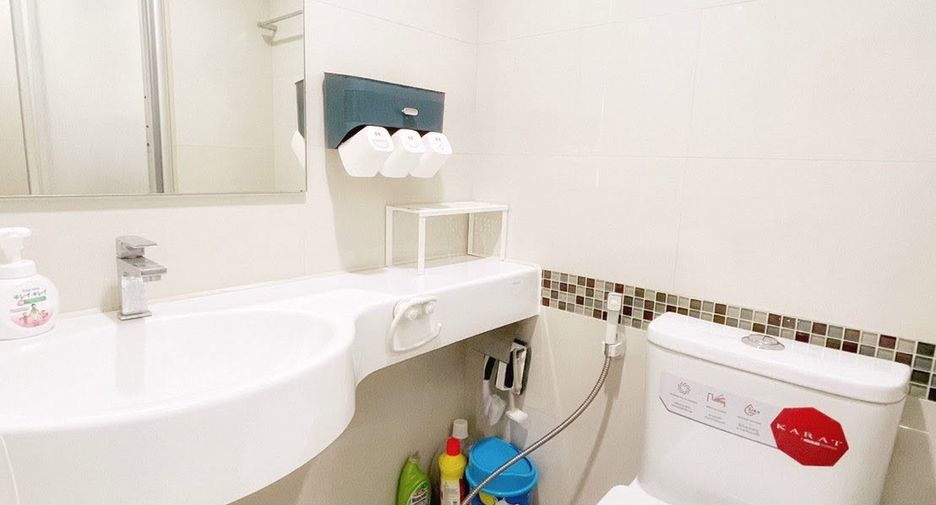 For rent そして for sale 2 ベッドルーム condo in Yan Nawa, Bangkok