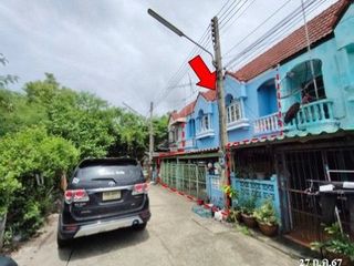 出售 1 卧室 联排别墅 在 Tha Takiap, Chachoengsao