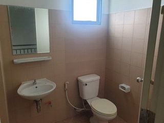 Продажа 1 кровать таунхаус в Tha Takiap, Чаченгсау
