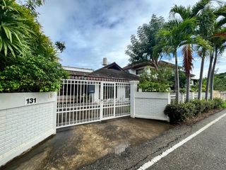 For rent 3 bedrooms house in Mueang Chiang Mai, Chiang Mai