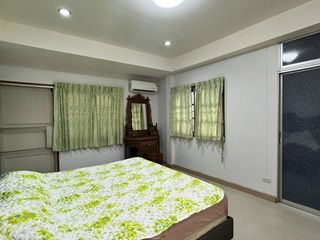 For rent 3 bedrooms house in Mueang Chiang Mai, Chiang Mai