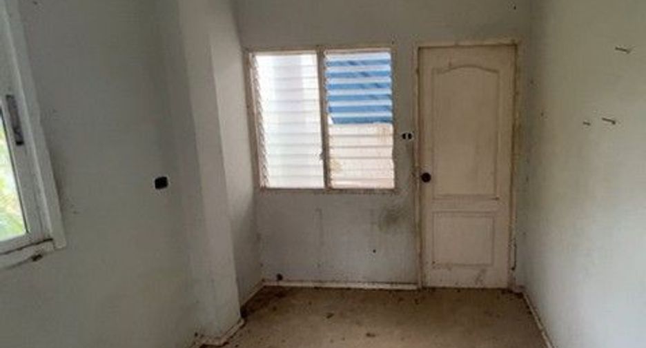 Haus zum Kauf mit 1 Zimmer in Ban Khai, Rayong