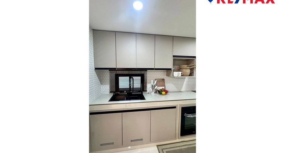 For sale 3 bedrooms house in East Pattaya, Pattaya