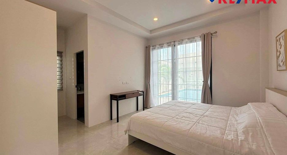 For sale 3 bedrooms house in Huay Yai, Pattaya