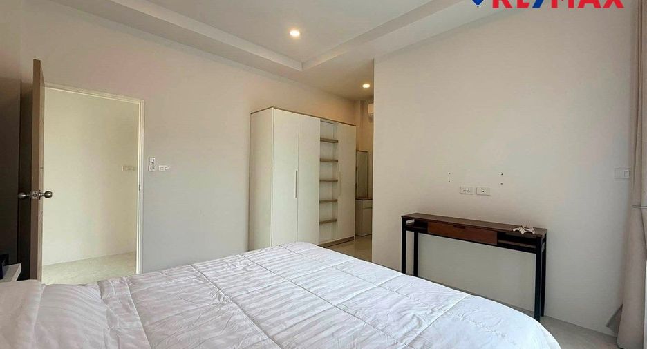 For sale 3 bedrooms house in Huay Yai, Pattaya