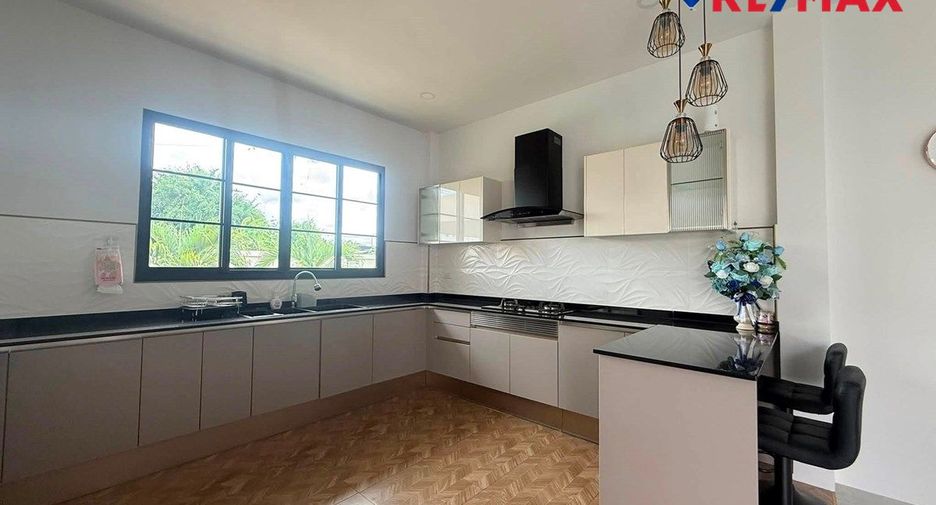 For sale 3 bedrooms house in Huay Yai, Pattaya